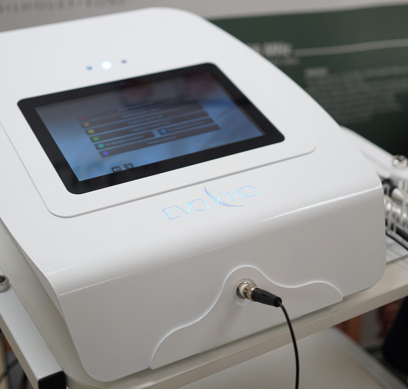 מערכת האפילציה המקצועית EVO XHD מבית Silhouet-Tone קנדה